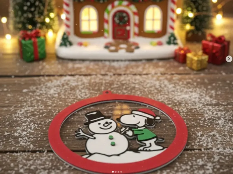 Pallina di natale Snoopy con Pupazzo di neve