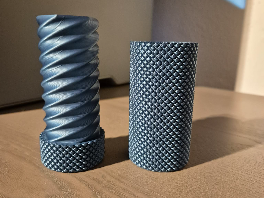 Fidget twist container