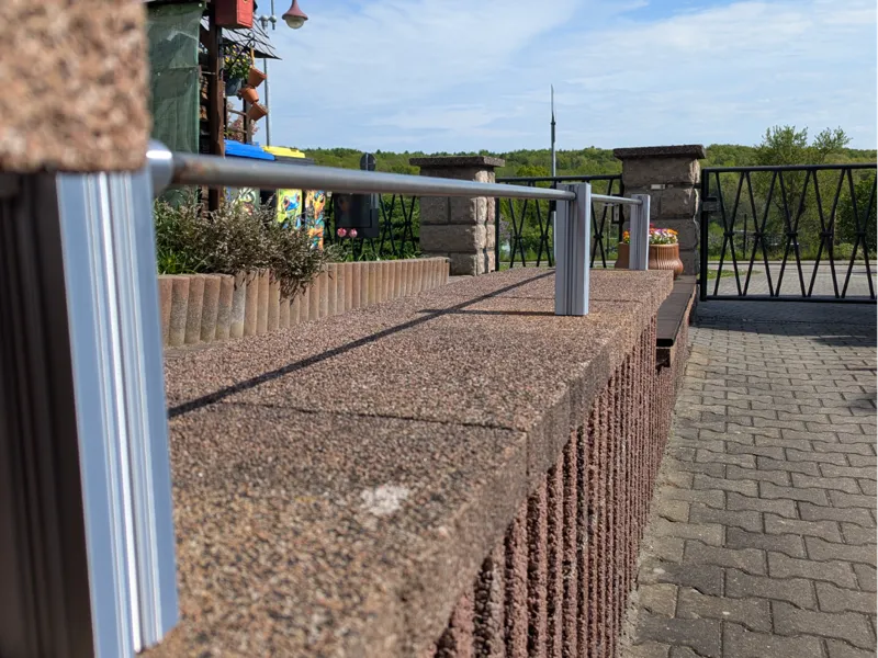 Säule Dekozaun