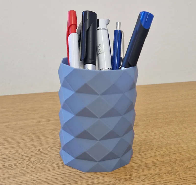 Pen Holder | Polygon design