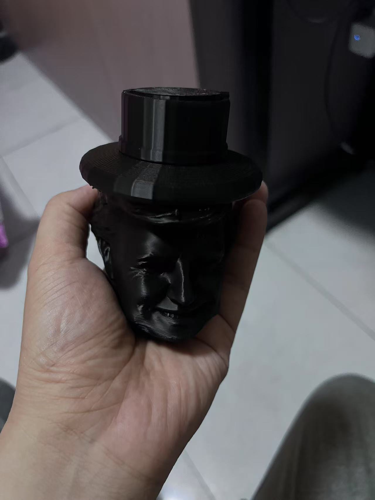 Miniatura 2 do modelo 3D 雕塑垃圾桶