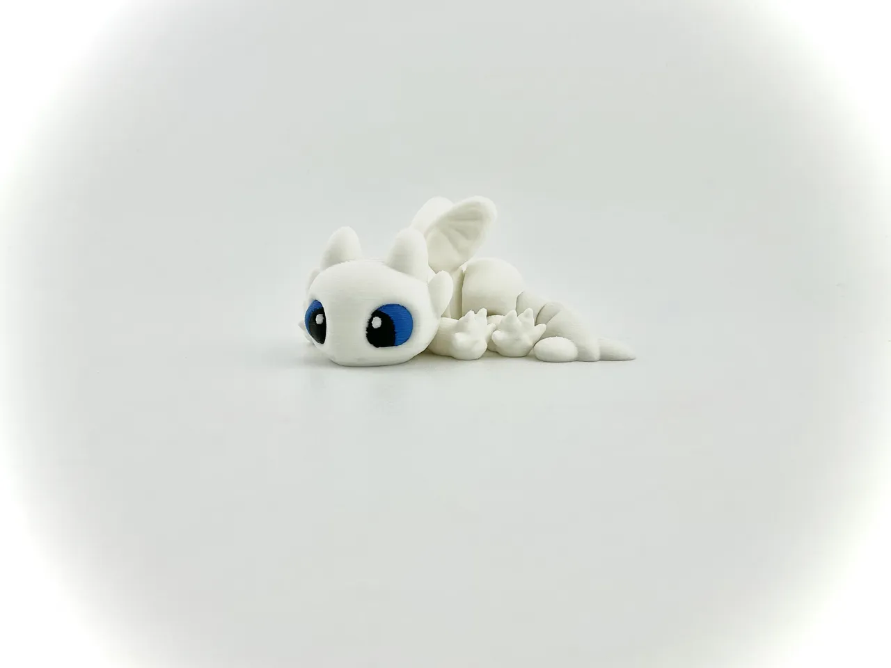 Flexi Light Fury Dragon Articulated Toy view 2
