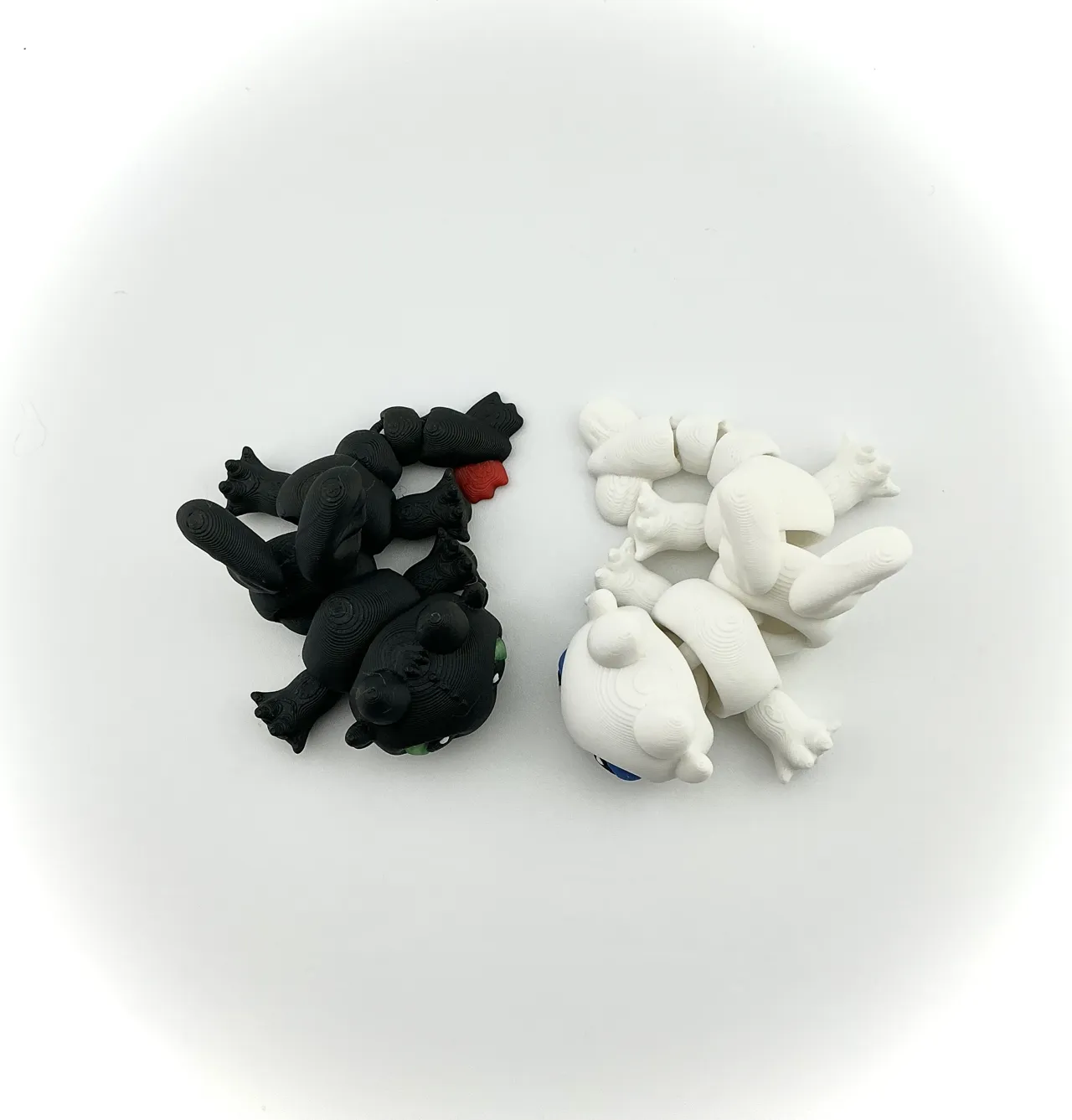 Flexi Light Fury Dragon Articulated Toy view 3