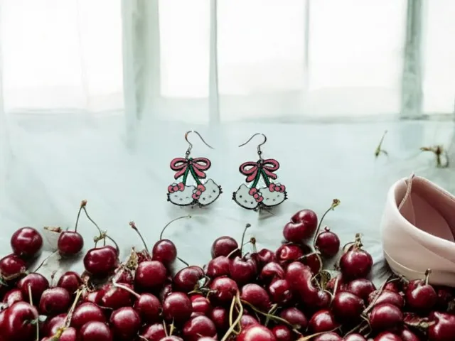 Hello Kitty Cherries earrings