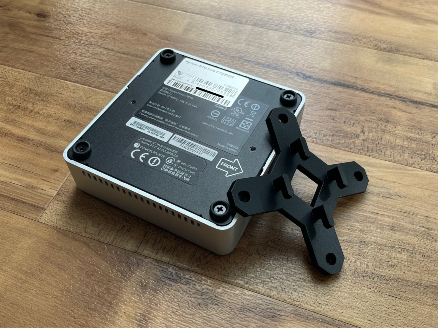 SKADIS Intel NUC Mount - Version 2