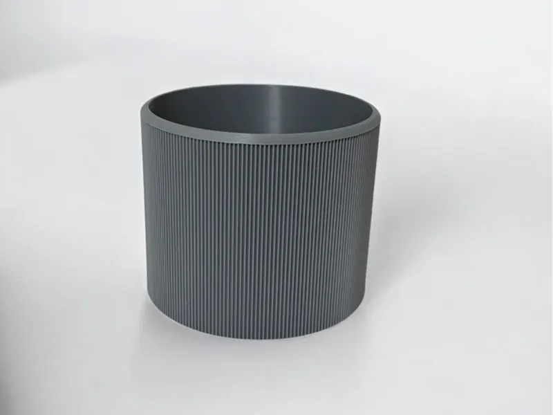 Elegant Wave Vase – Modern Decorative Home Accent