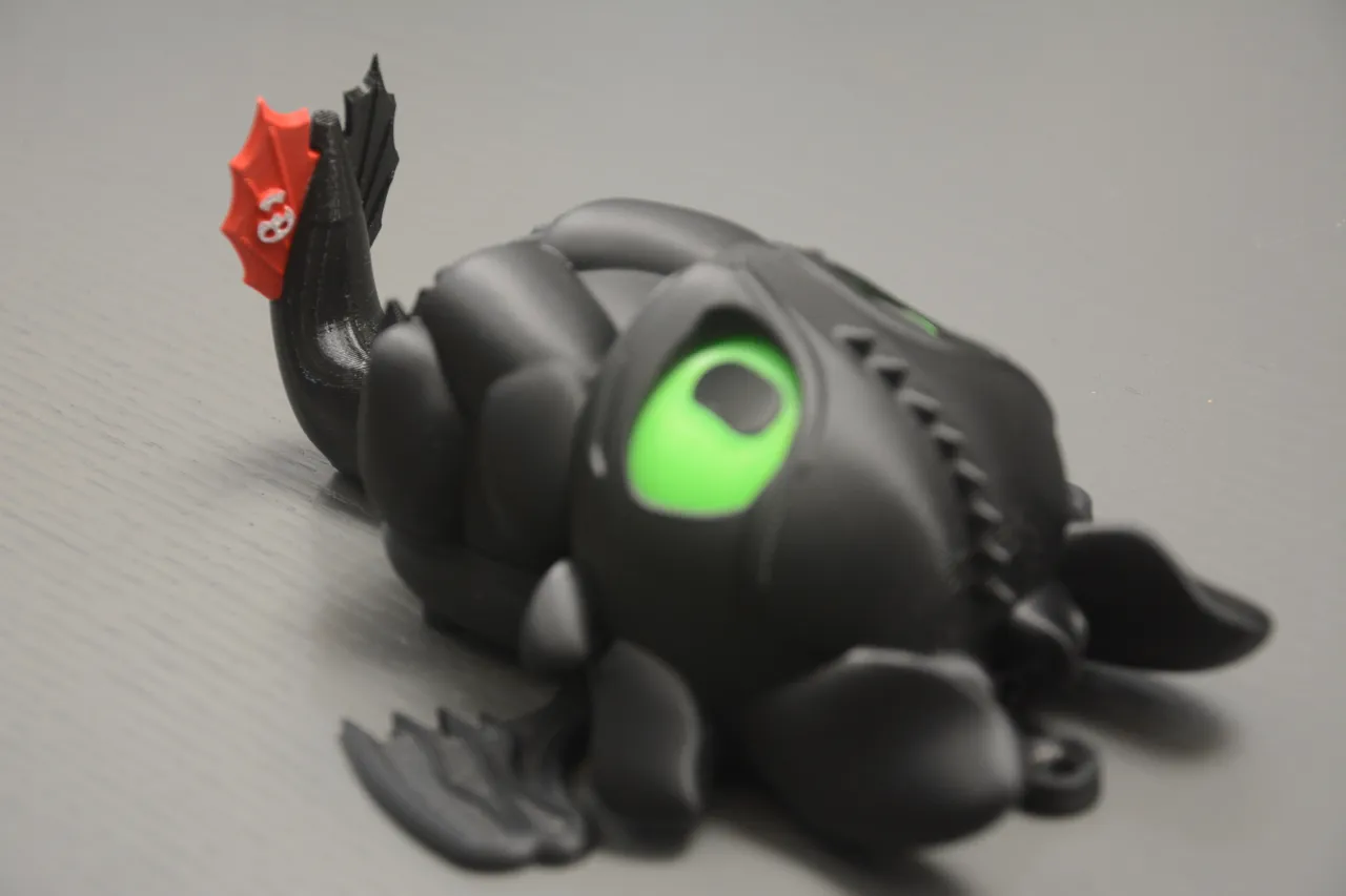 Toothless Bag Hanger view 2