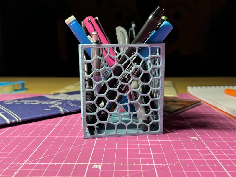 Voronoi Pen Holder 