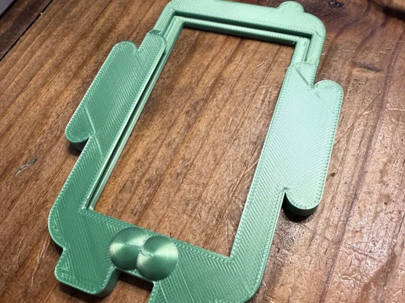 Android Badge Holder Caked Up