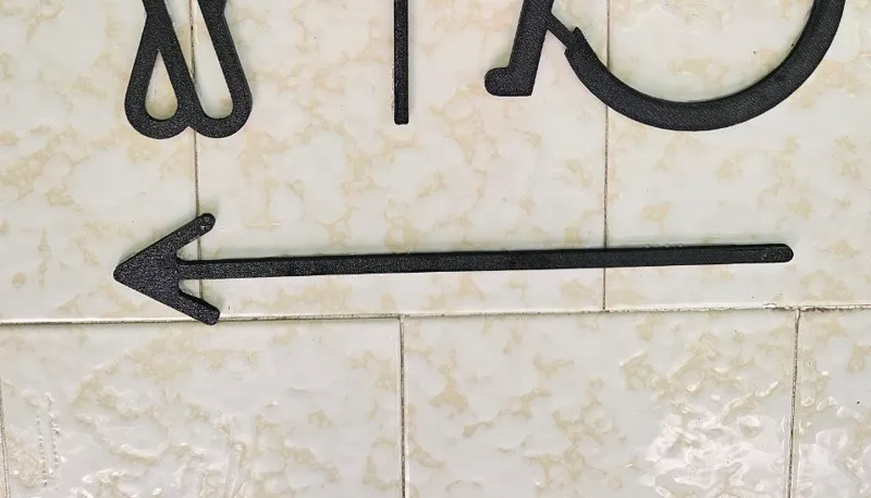 A simple arrow for signs