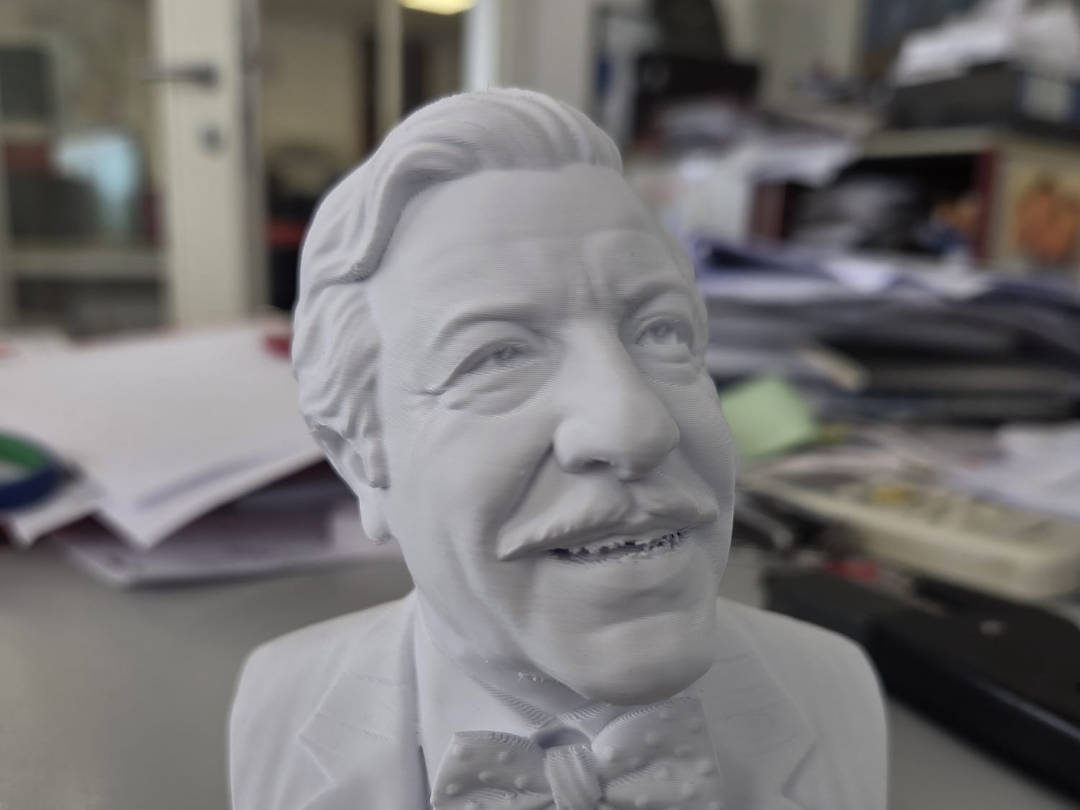 Geometra Calboni Bust  Fantozzi Cult Movie Fan Art