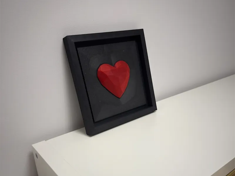 Valentine’s Day Decor & Gift