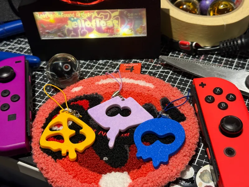鱼浆帮挂坠 DEEP CUT KEY CHAIN