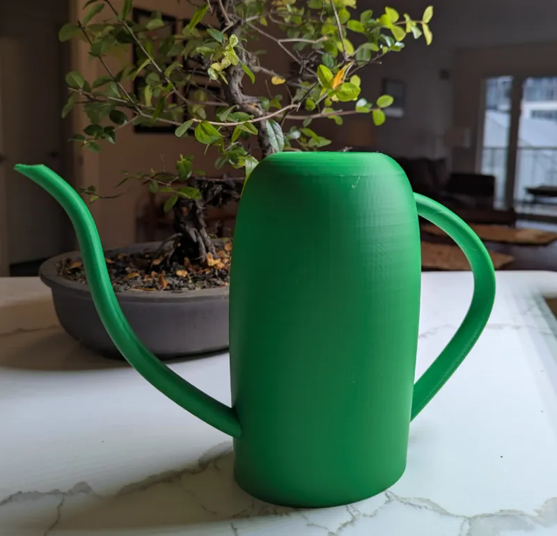 Watering can with optional spout