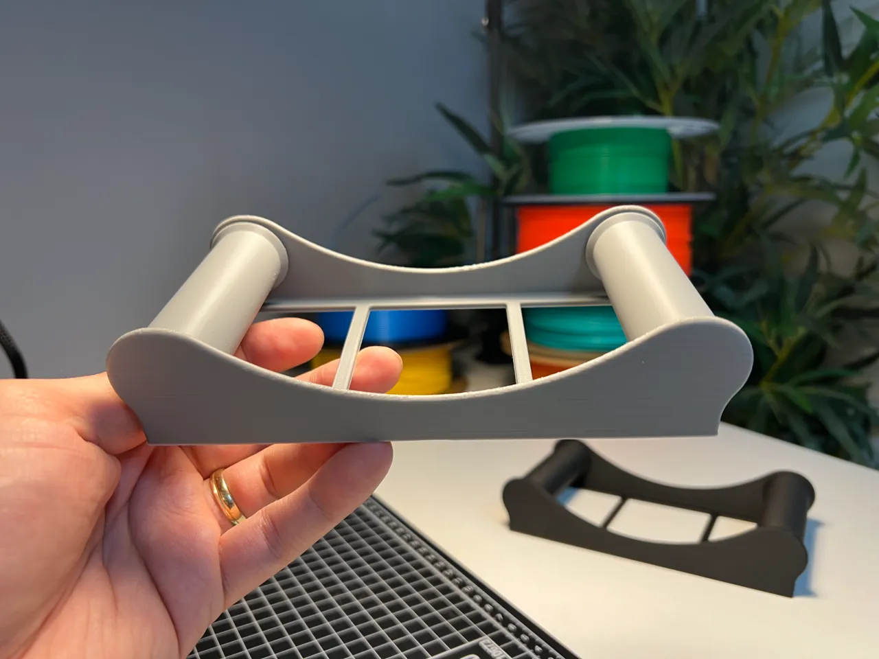 Universal Spool Holder with Bearings - Filament Holder for your Desk for Bambulab A1 mini, P1P, X1 view 4