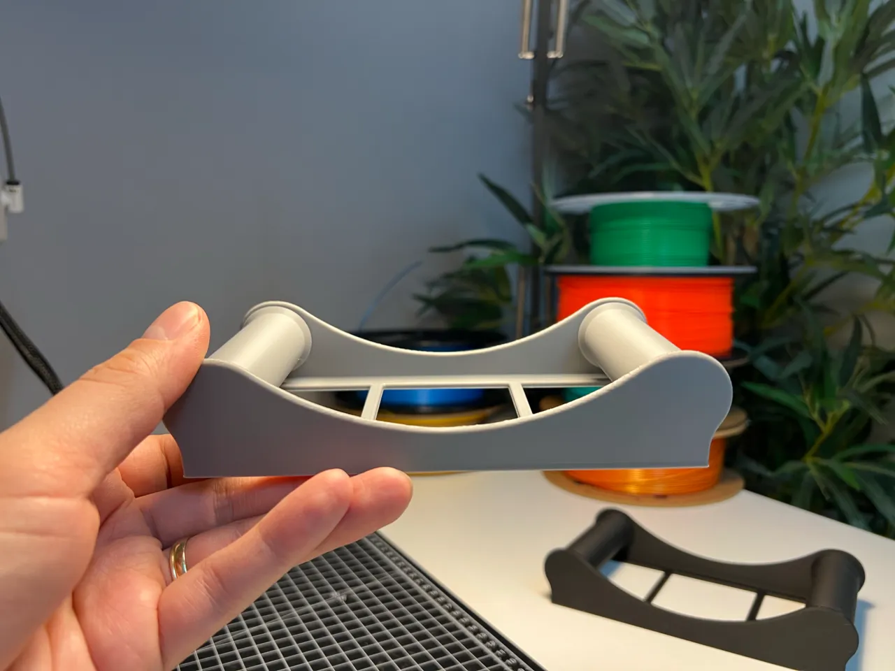 Universal Spool Holder with Bearings - Filament Holder for your Desk for Bambulab A1 mini, P1P, X1 view 2