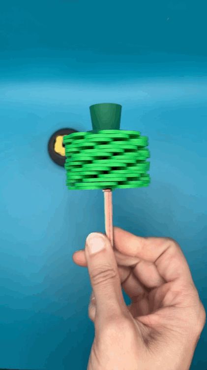 Four Leaf Clover Flip Flap Spinner