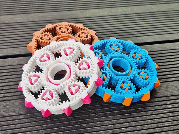 Fidget Spinners with Triangle Gears