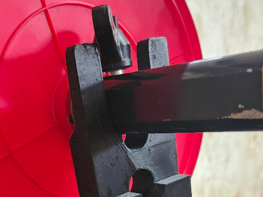 Lin-Q - 8 inches auger to sled mount brackets