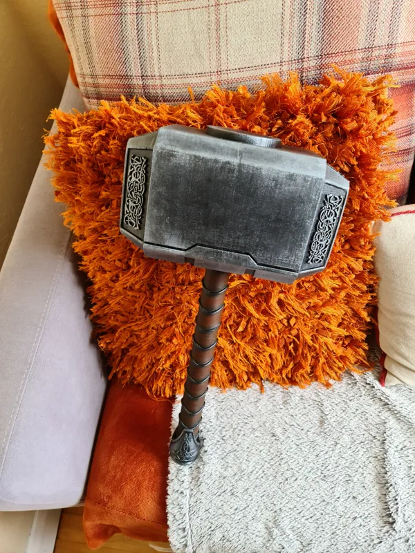 Mjolnir — Marteau de Thor grandeur nature