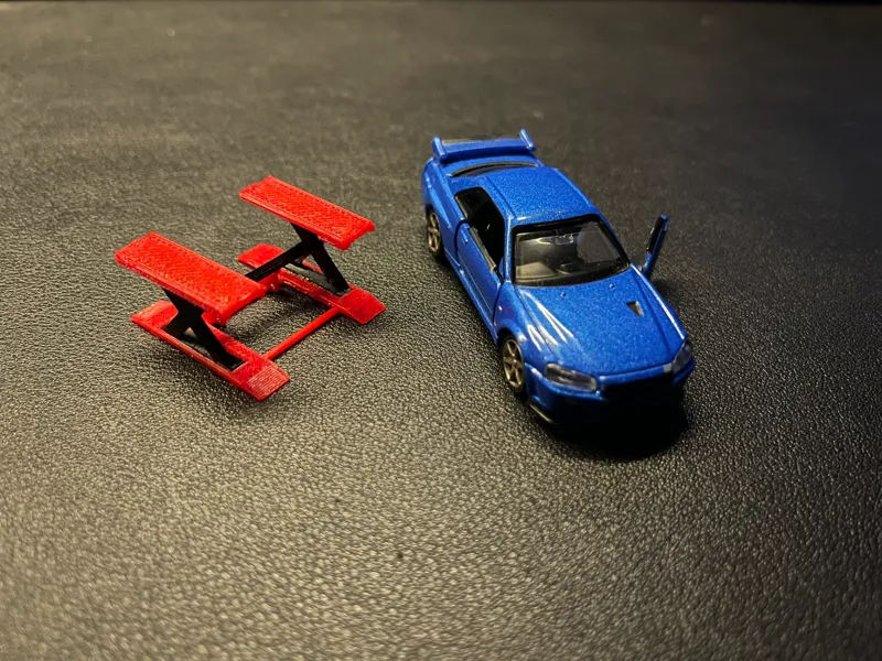 1/64 Scissor Car Lift - Mini Garage Diorama