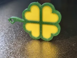 Clover keychain