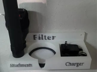 Vacuum attachment holder
