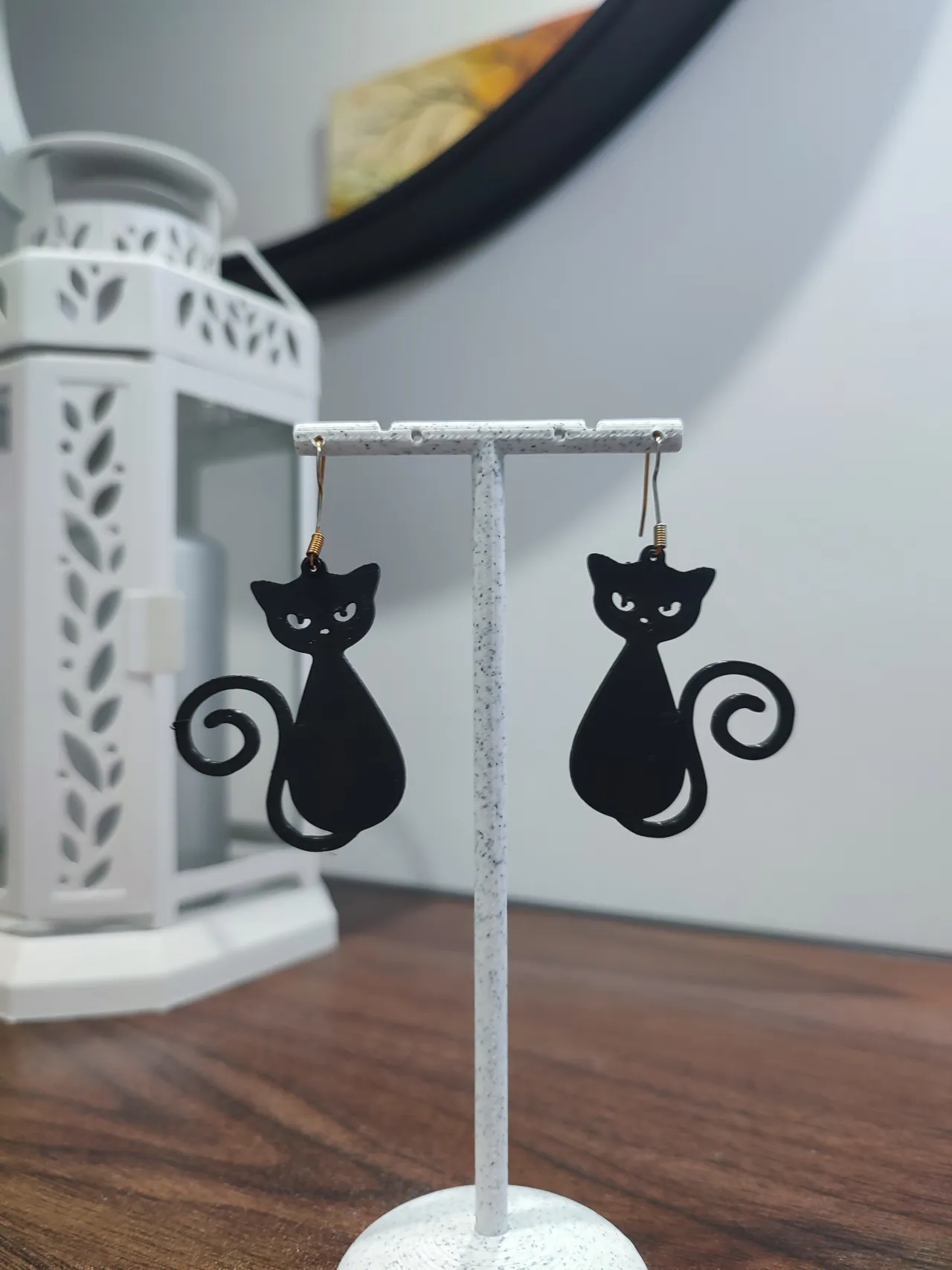 Aretes Curiosos de Medianoche view 2