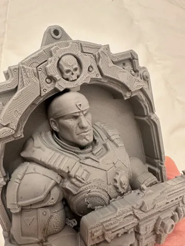 Modelo para impresión 3D: Pixel Trophy - Marcus Fenix (Gears of War) — vista de referencia 4