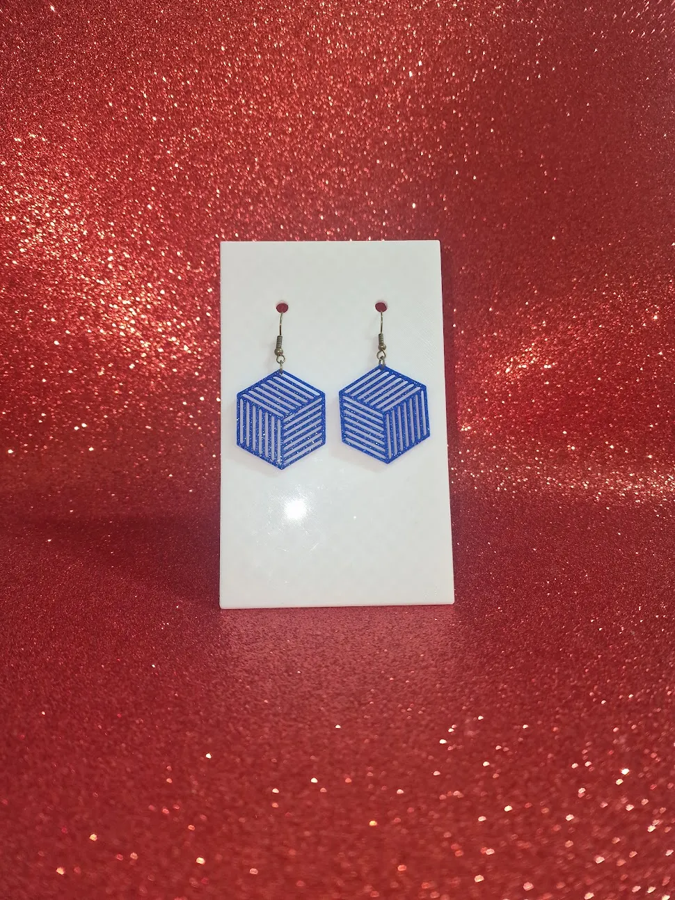 Cube lines earrings view 2