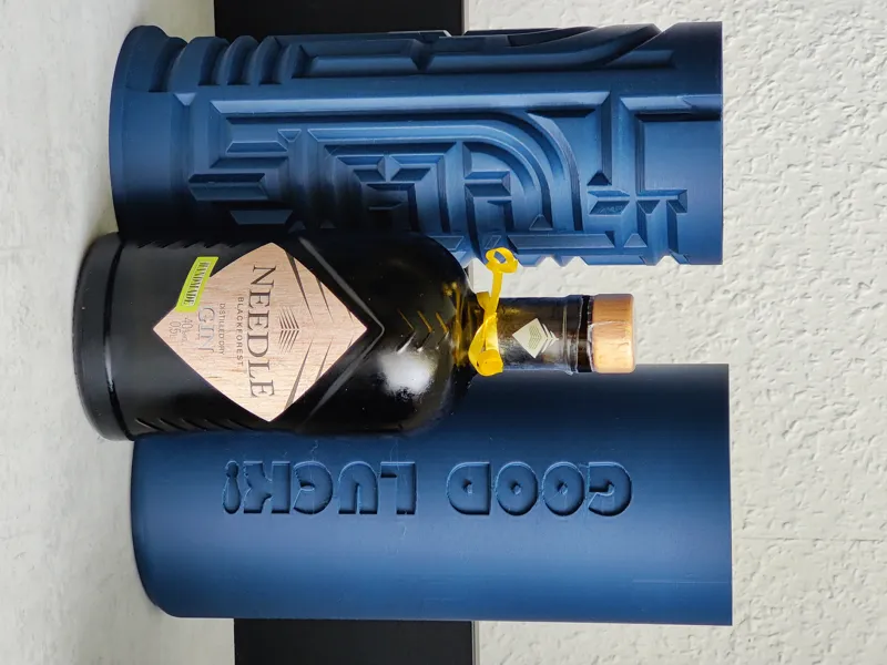 The Labyrinth Gift Holder – Gin Edition