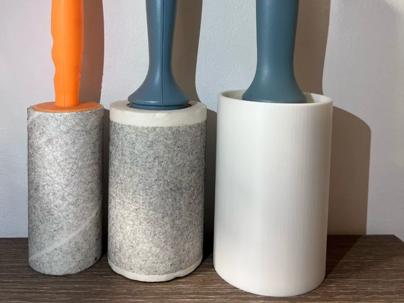 Lint roller holder