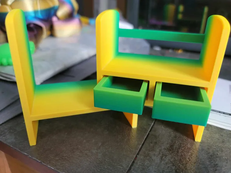 Adjustable Desk Organizer