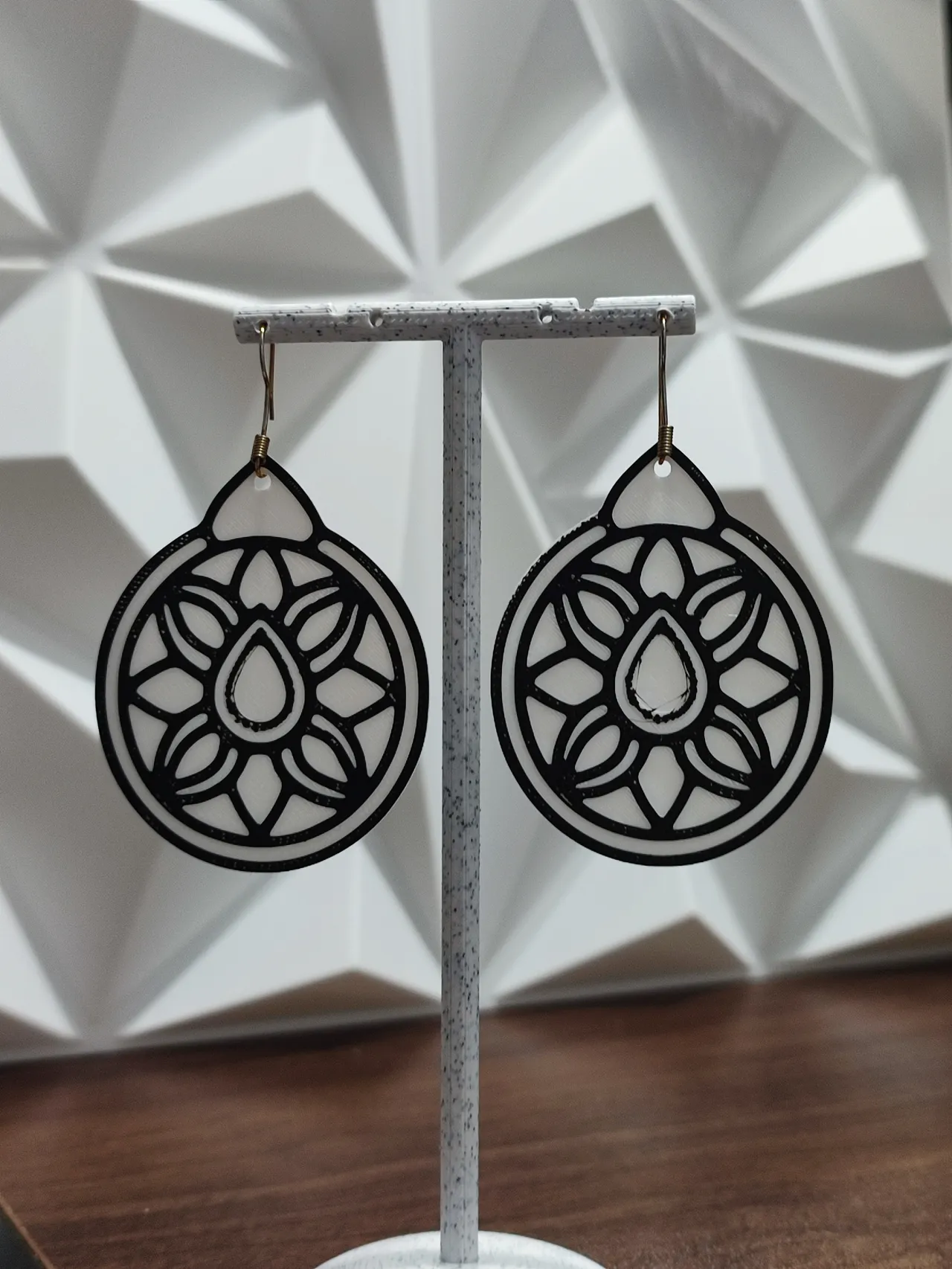 Aretes Dalia Nocturna view 2