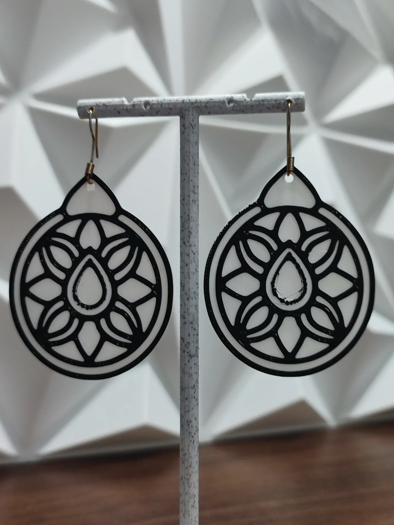 Aretes Dalia Nocturna view 3