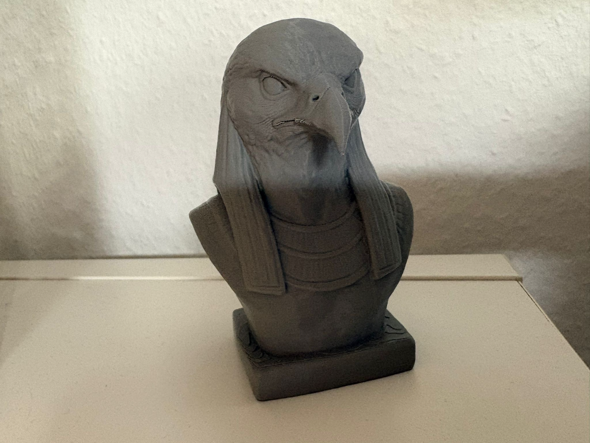 Ägyptische Falkengott Büste