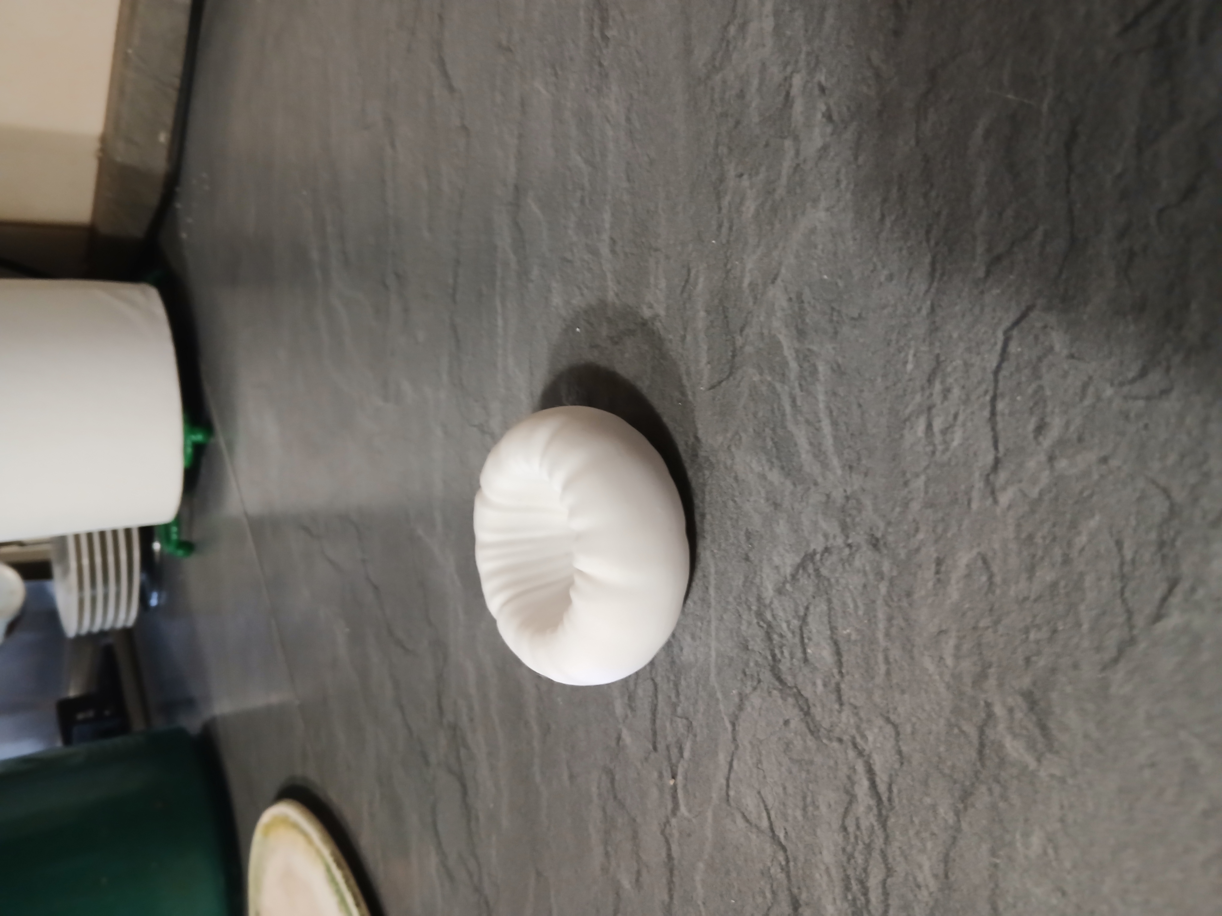 Miniatura 6 do modelo 3D Pouf for egg 