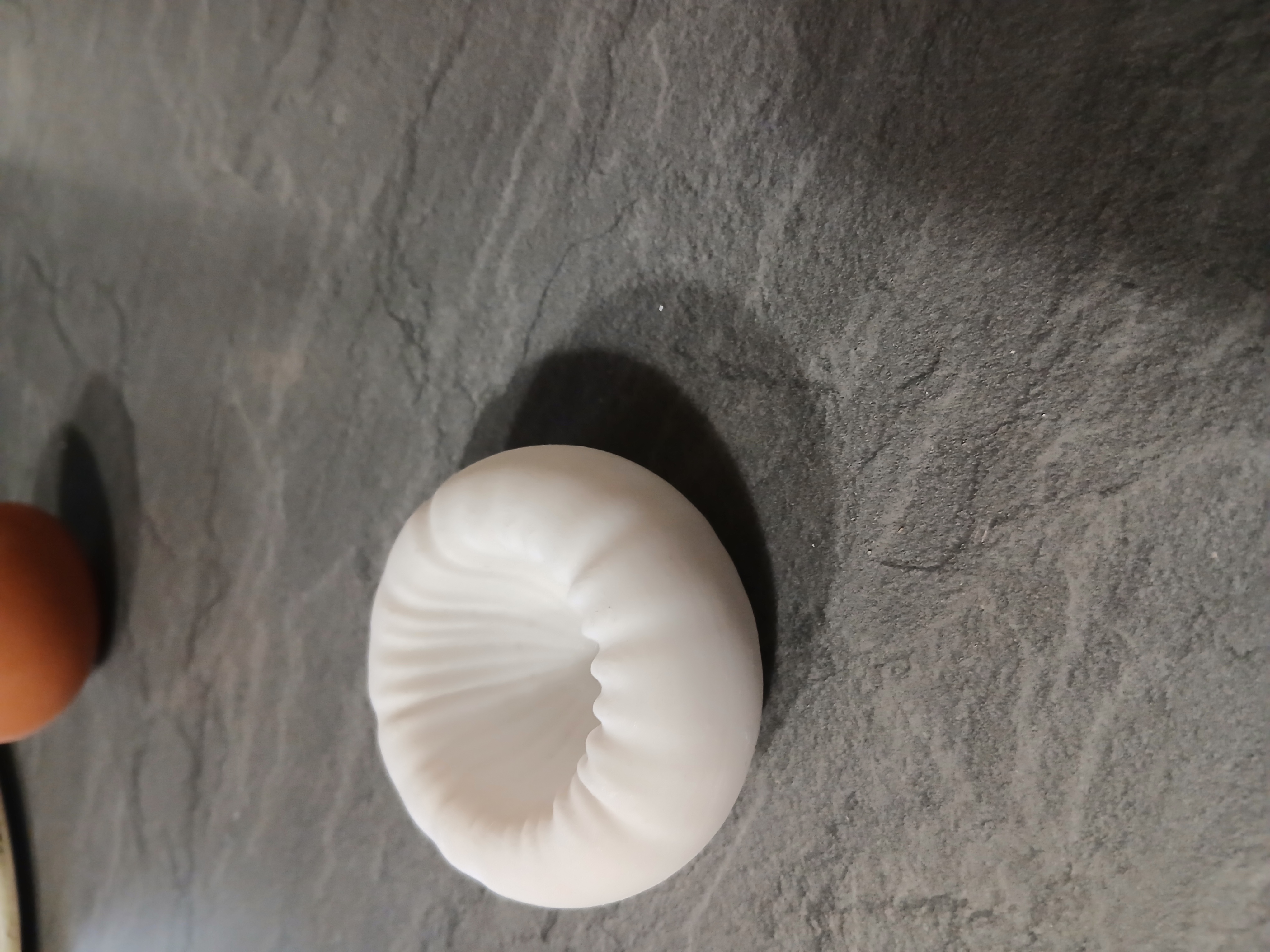 Miniatura 3 do modelo 3D Pouf for egg 
