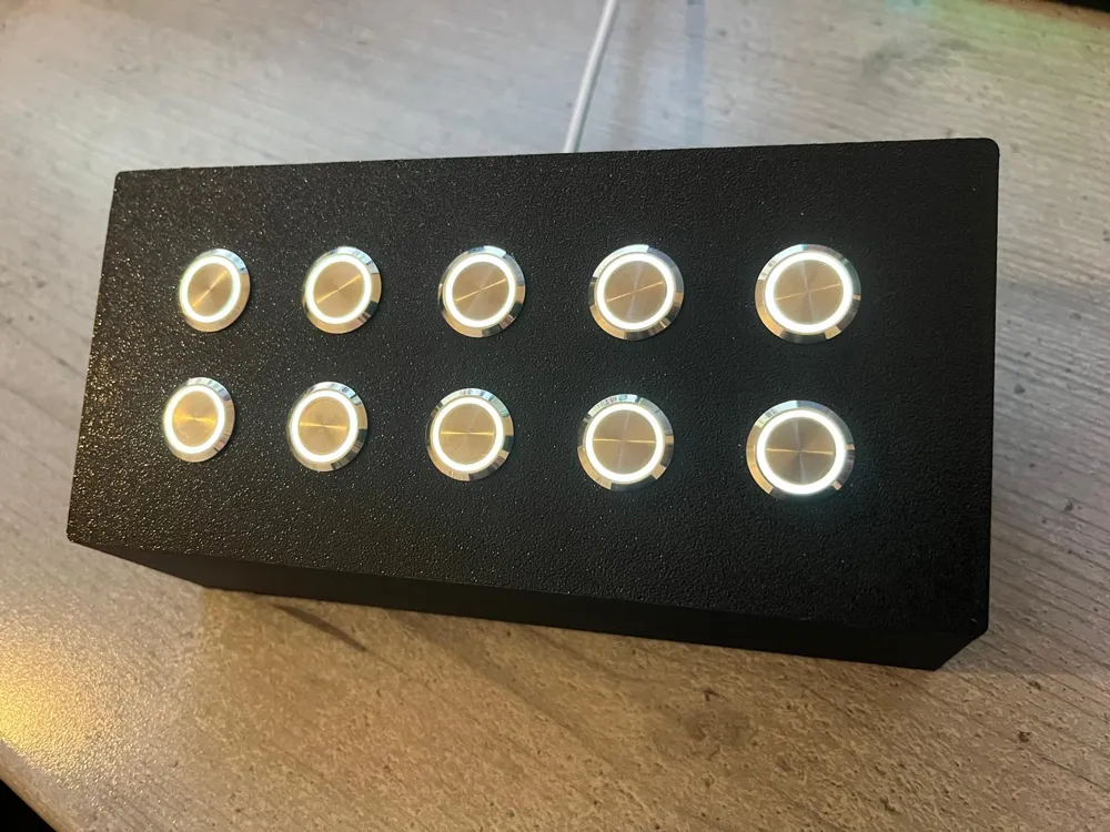 Control panel for 16mm buttons / switches and ESP32 - Free 3D Print ...