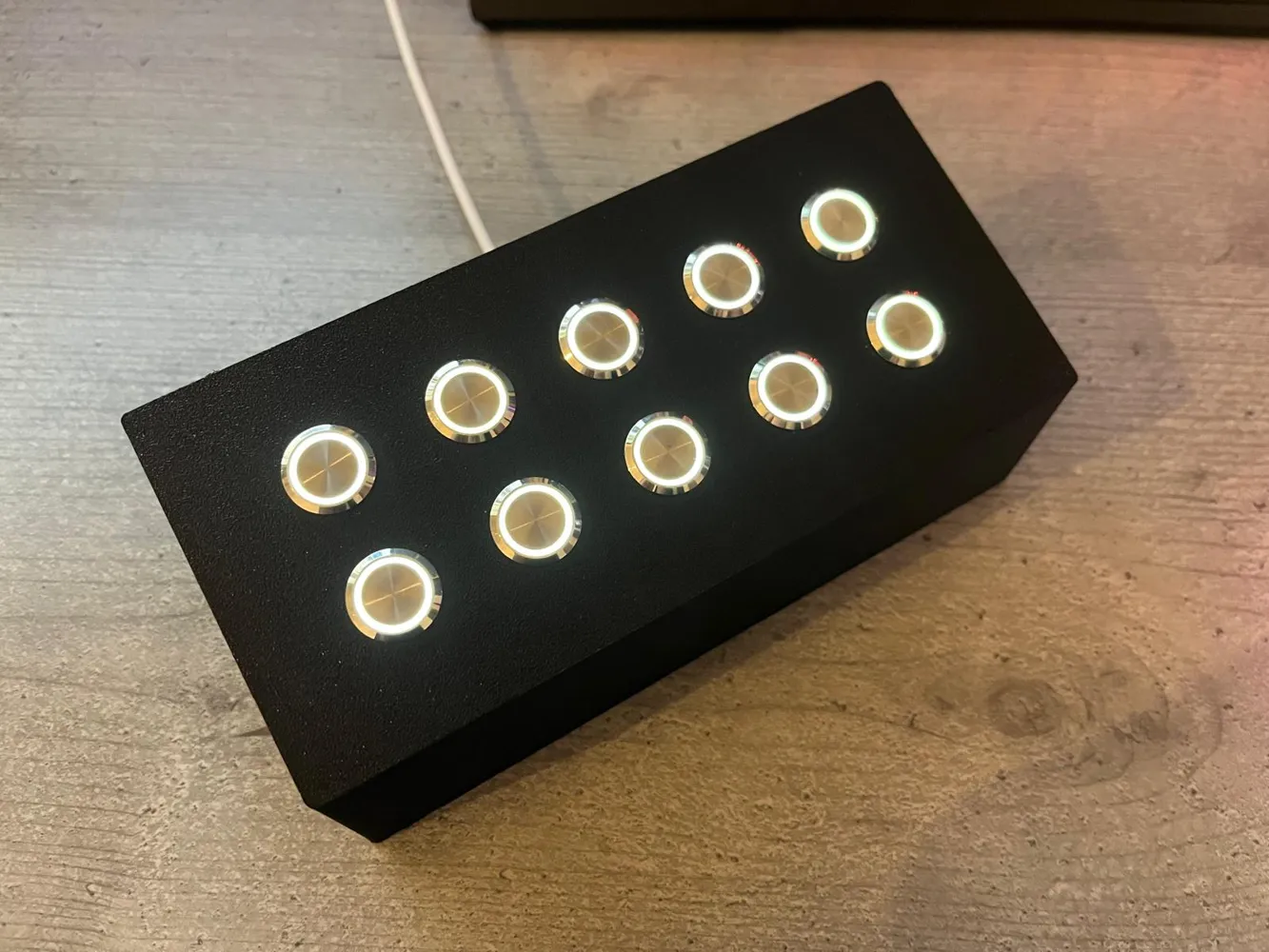 Control panel for 16mm buttons / switches and ESP32 - Free 3D Print ...