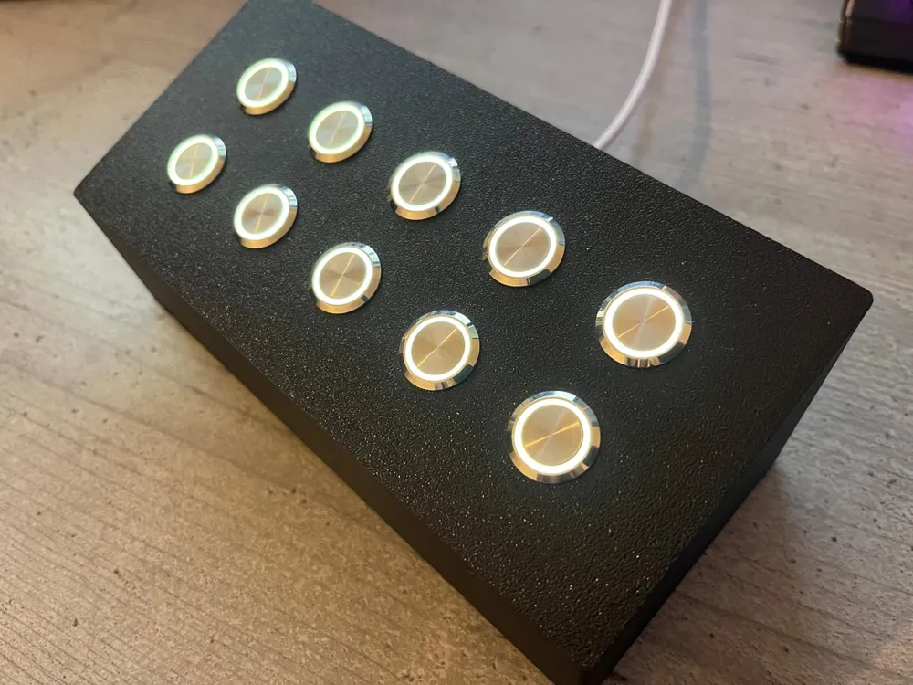 Control panel for 16mm buttons / switches and ESP32 - Free 3D Print ...