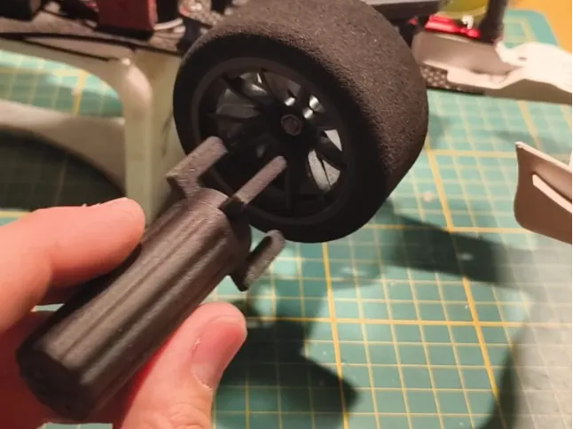 F1 1/10 Wheel Additive Tool