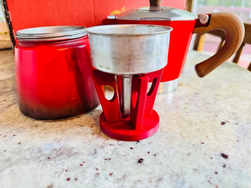 Bialetti Moka Italian Espresso 3Cup basket holder