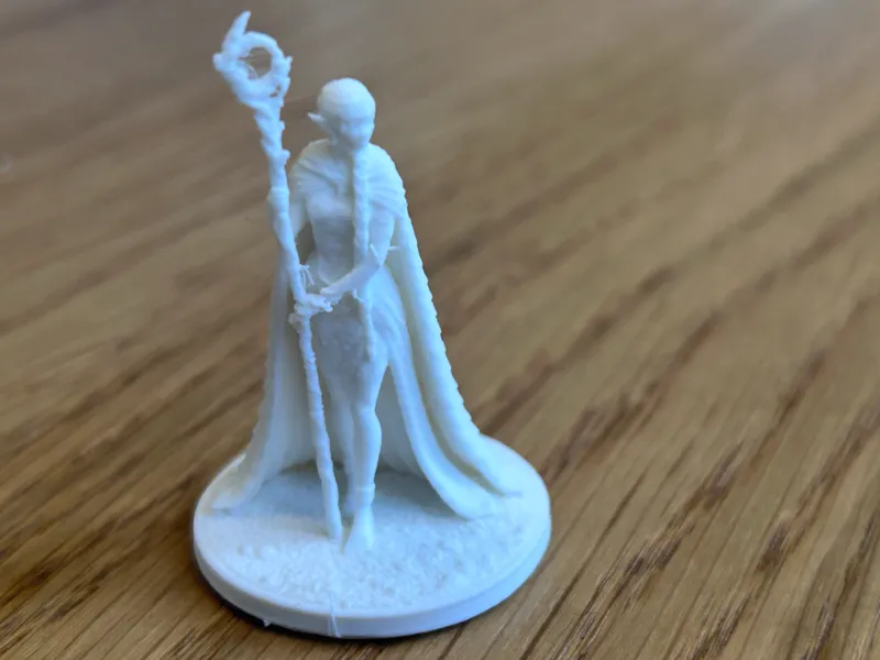 Half-Elf Moon Druid - supportfree DnD Mini