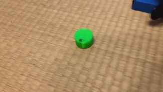 DIY-style BB fidget spinner horizontal bearing