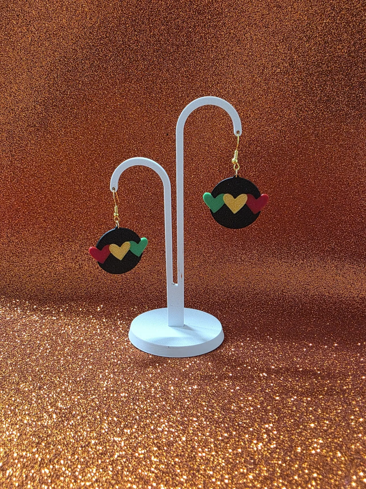 Pan-African hearts earrings view 3