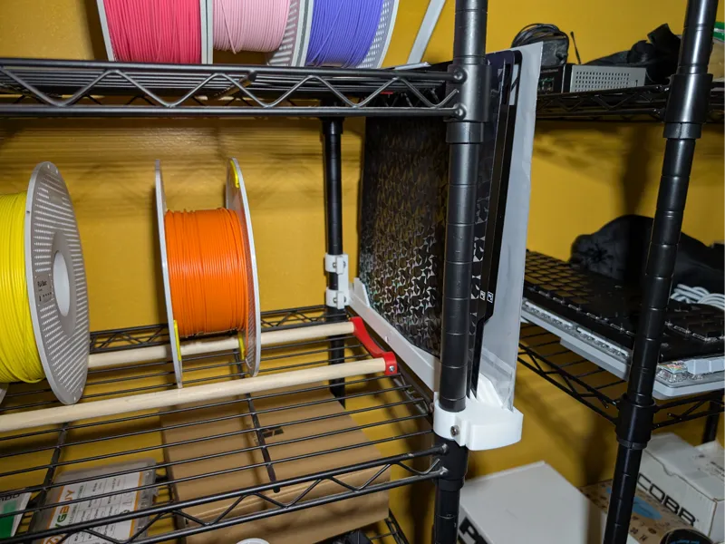 Wire Rack Mounted Build Plate Holder