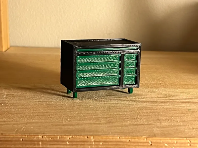 1/18th Scale Toolbox Base