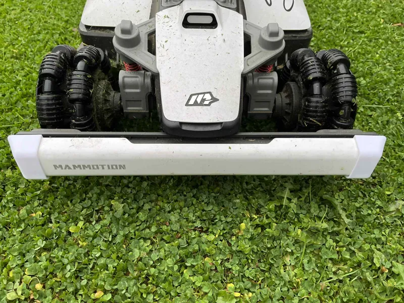 Mammotion Luba mini front bumper corner protector 