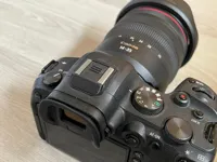 EOS R (alt)